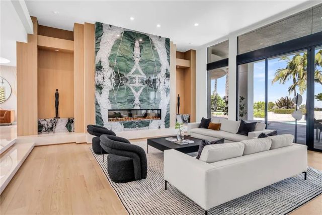 2130 Old Quarry Road, Riverside, CA 92506