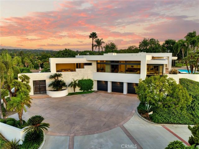 2130 Old Quarry Road, Riverside, CA 92506