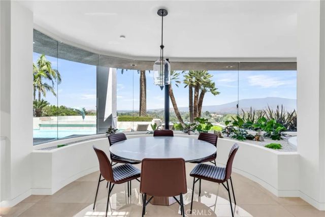 2130 Old Quarry Road, Riverside, CA 92506