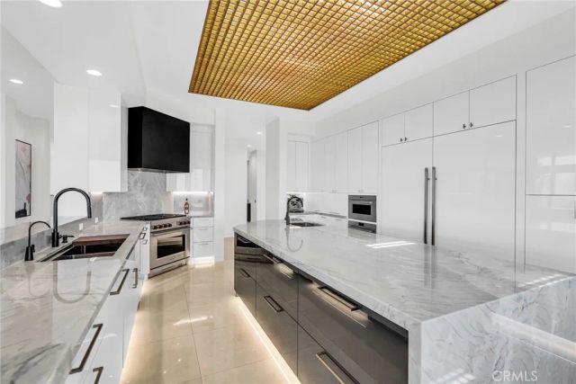 2130 Old Quarry Road, Riverside, CA 92506