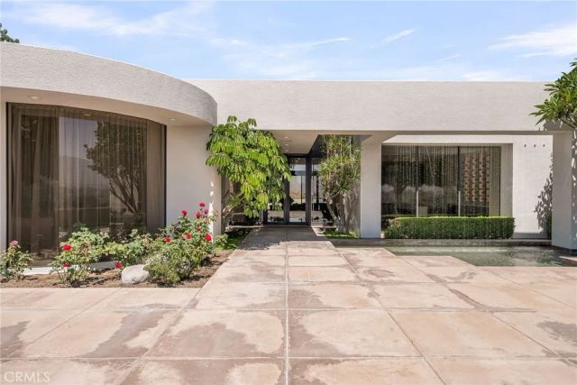 2130 Old Quarry Road, Riverside, CA 92506