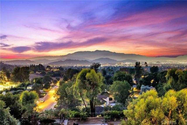 2130 Old Quarry Road, Riverside, CA 92506