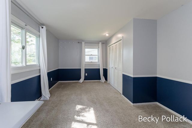 338 N 145th Avenue, Park Twp, MI 49424