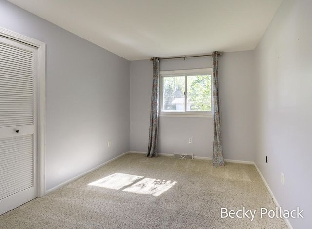 338 N 145th Avenue, Park Twp, MI 49424