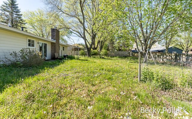 338 N 145th Avenue, Park Twp, MI 49424
