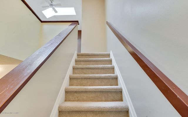 51 Richmond Court, Tinton Falls, NJ 07712