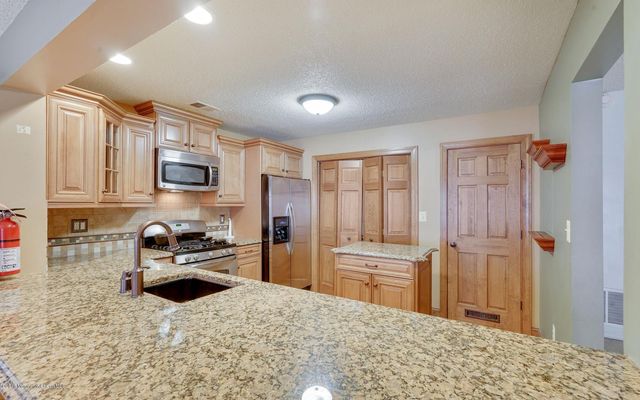 51 Richmond Court, Tinton Falls, NJ 07712