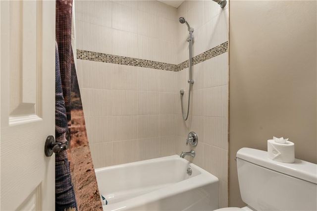 8217 W 146th Terrace, Overland Park, KS 66223