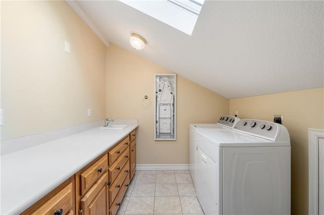 8217 W 146th Terrace, Overland Park, KS 66223