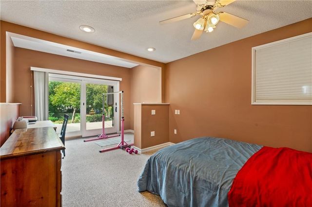 8217 W 146th Terrace, Overland Park, KS 66223