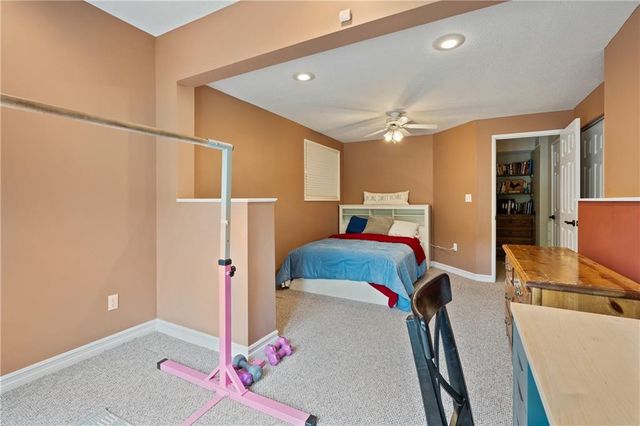 8217 W 146th Terrace, Overland Park, KS 66223