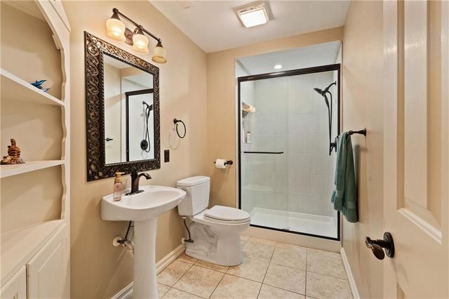 8217 W 146th Terrace, Overland Park, KS 66223