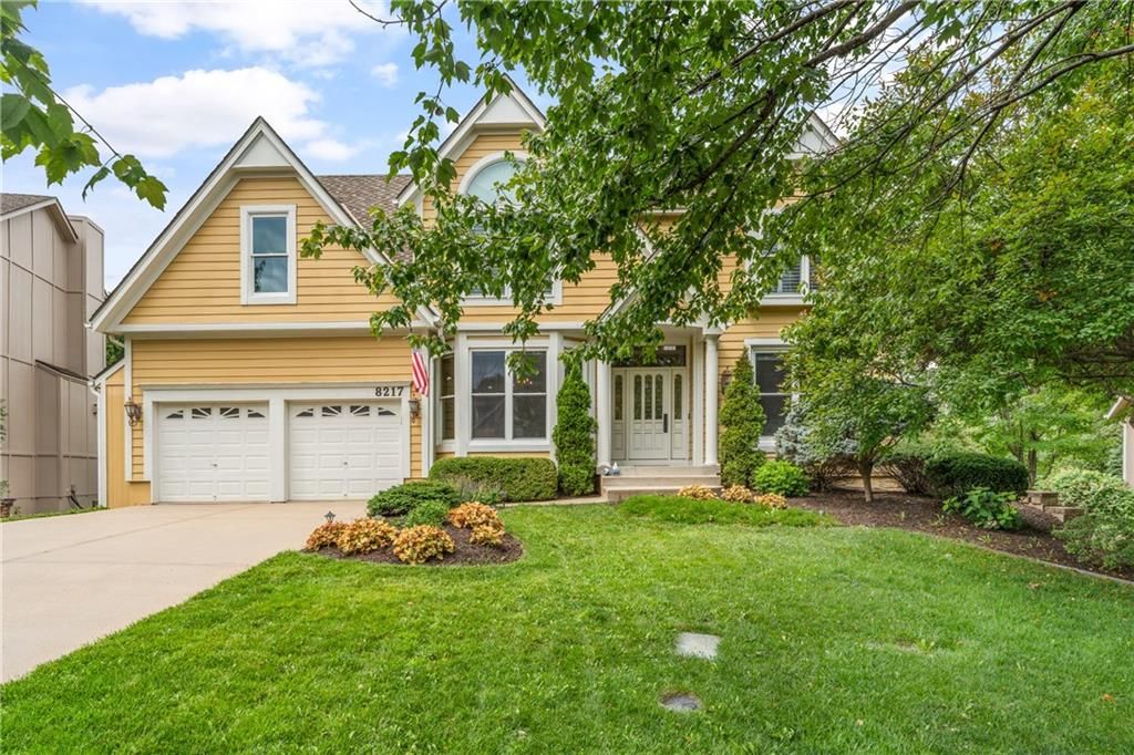 8217 W 146th Terrace, Overland Park, KS 66223