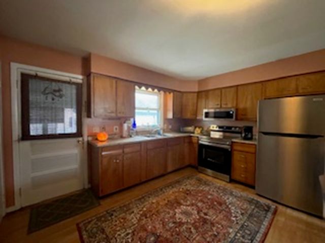 163 Hinesburg Road, South Burlington, VT 05403