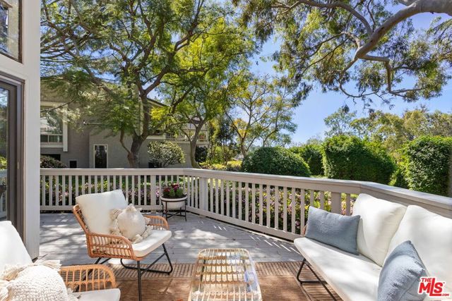 11 Rocky 12, Irvine, CA 92612