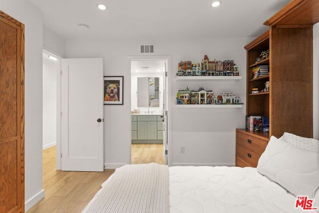 11 Rocky 12, Irvine, CA 92612