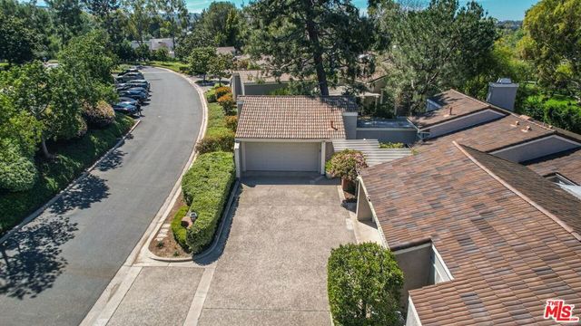 11 Rocky 12, Irvine, CA 92612