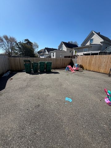 10 Neptune St Ct 2, Lynn, MA 01905
