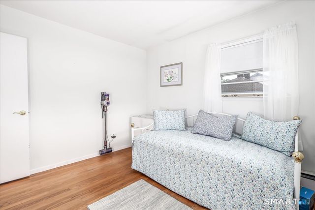 9 Manning Street, New Fairfield, CT 06812