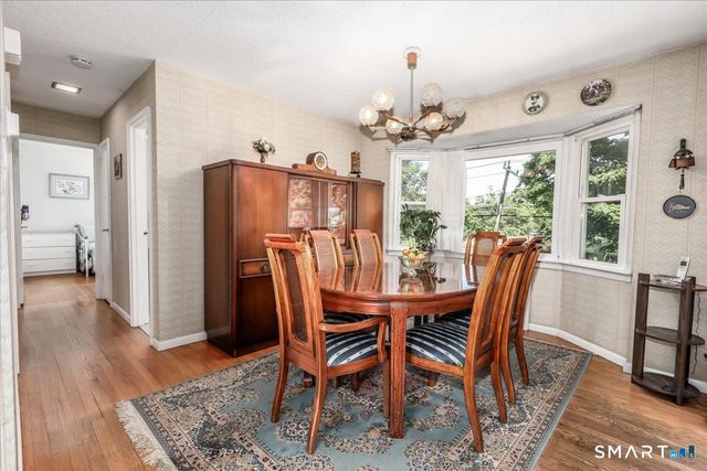 9 Manning Street, New Fairfield, CT 06812