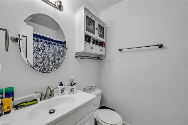 3128 Dunworken DR, Chesapeake, VA 23321