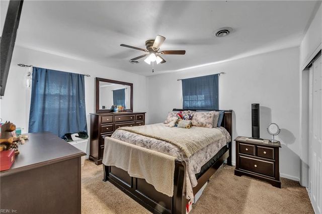 3128 Dunworken DR, Chesapeake, VA 23321