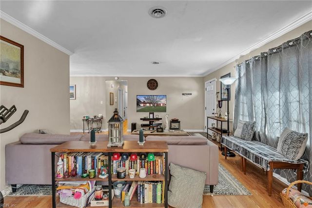 3128 Dunworken DR, Chesapeake, VA 23321