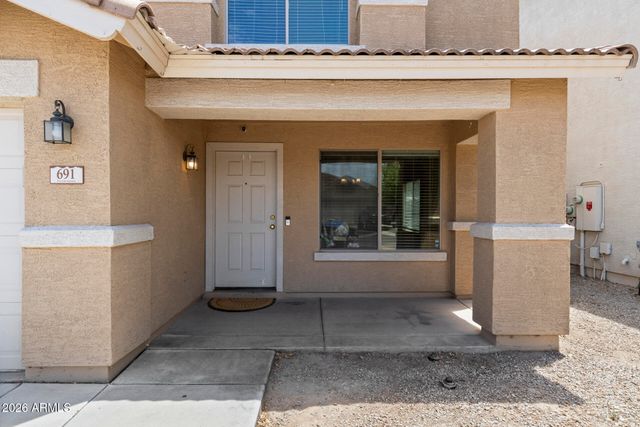 691 E CHRISTOPHER Street, San Tan Valley, AZ 85140