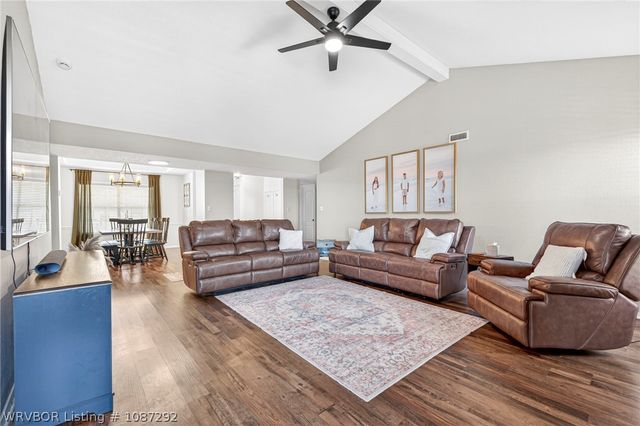 1815 Heritage Drive, Van Buren, AR 72956