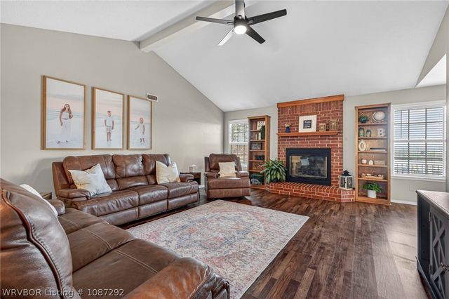 1815 Heritage Drive, Van Buren, AR 72956