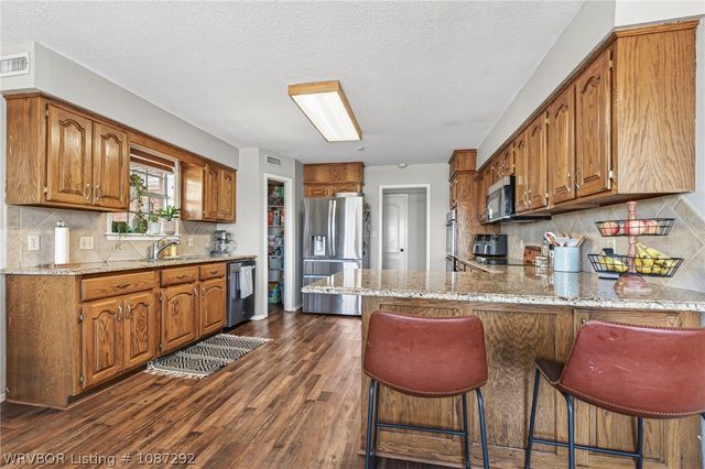 1815 Heritage Drive, Van Buren, AR 72956