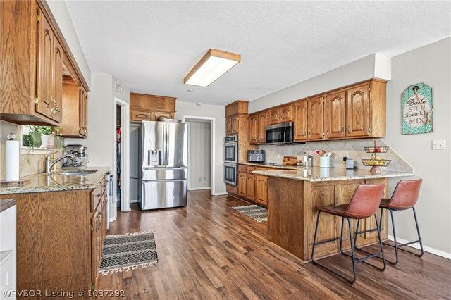 1815 Heritage Drive, Van Buren, AR 72956