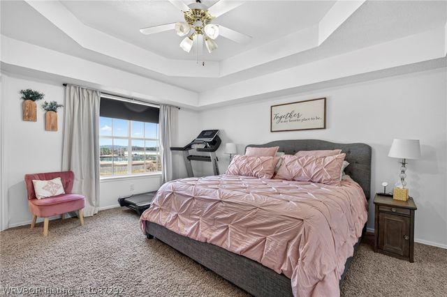 1815 Heritage Drive, Van Buren, AR 72956