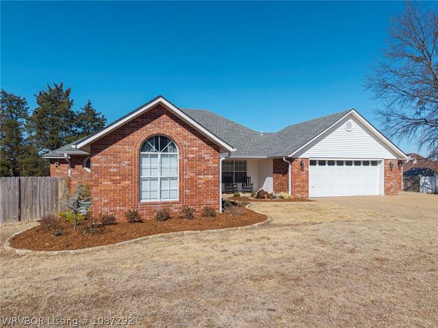 1815 Heritage Drive, Van Buren, AR 72956