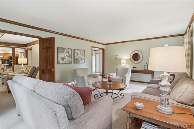 69 Middlebury Road, Orchard Park, NY 14127