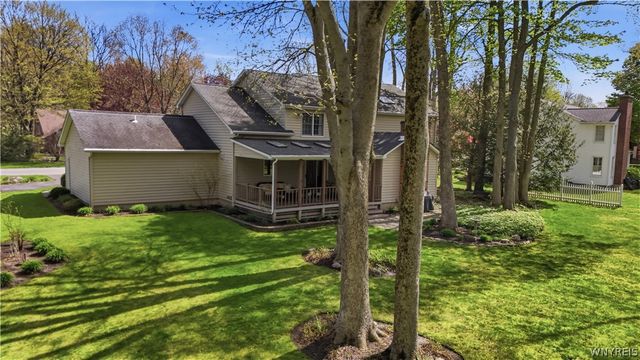 69 Middlebury Road, Orchard Park, NY 14127