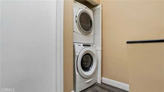 14256 Victory Boulevard 3, Van Nuys, CA 91401