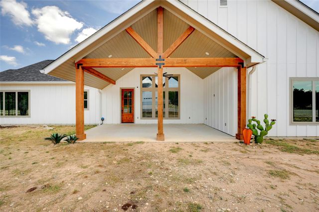 2 Cherokee TRL, Wimberley, TX 78676