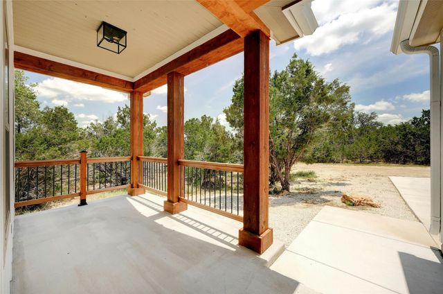 2 Cherokee TRL, Wimberley, TX 78676