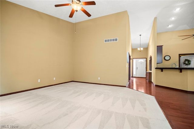 3700 Heron Drive, Lorain, OH 44053
