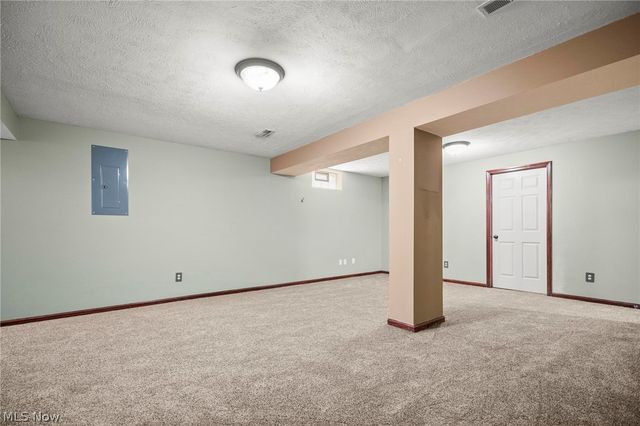 3700 Heron Drive, Lorain, OH 44053
