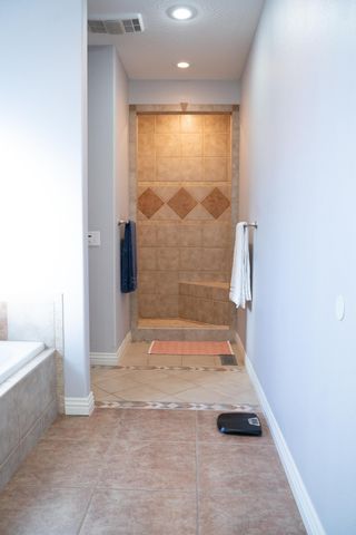 1756 E Charles Street, Republic, MO 65738