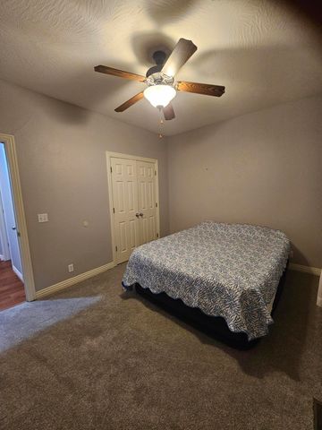 1756 E Charles Street, Republic, MO 65738