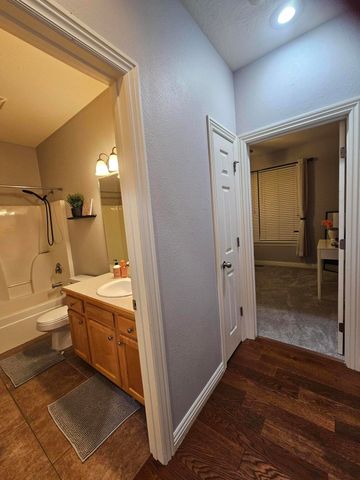 1756 E Charles Street, Republic, MO 65738