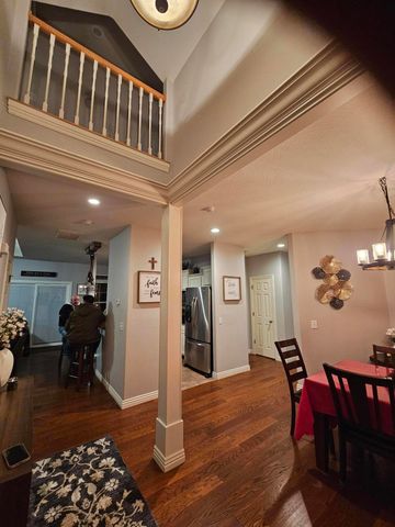 1756 E Charles Street, Republic, MO 65738