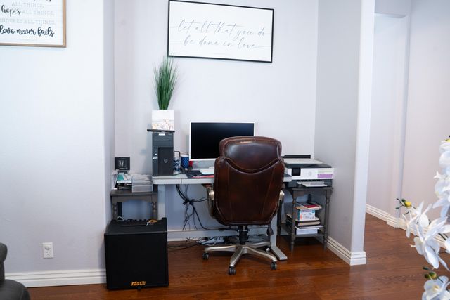 1756 E Charles Street, Republic, MO 65738