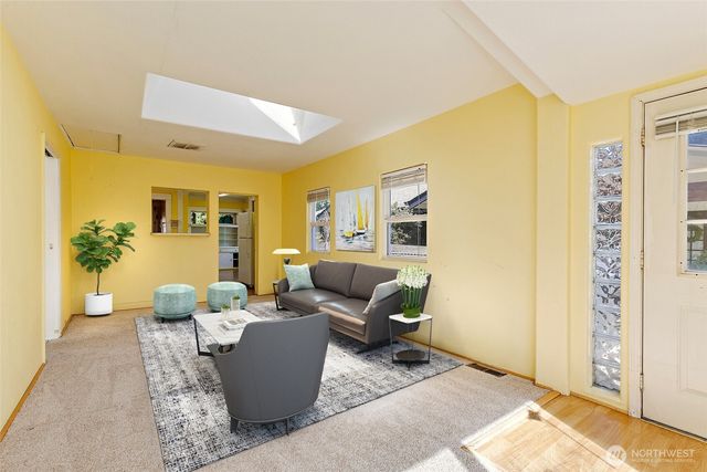 630 N Oakes Street, Tacoma, WA 98406