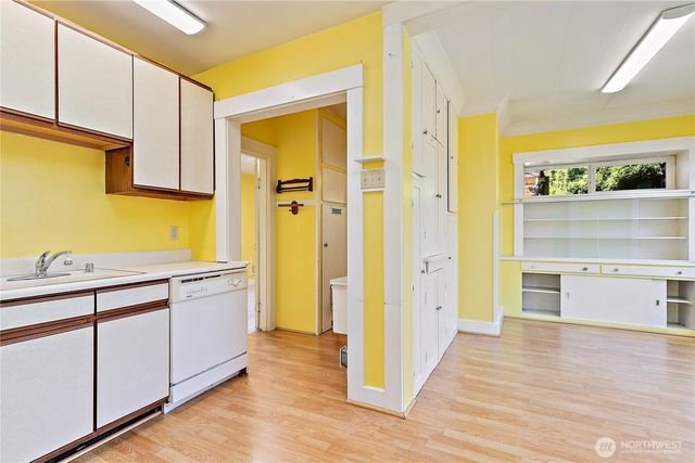 630 N Oakes Street, Tacoma, WA 98406