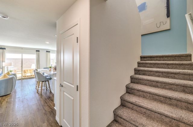 924 Galloway Lake Avenue, North Las Vegas, NV 89084