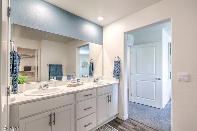 924 Galloway Lake Avenue, North Las Vegas, NV 89084